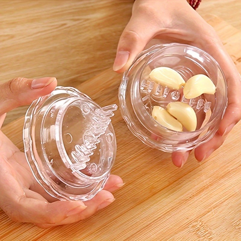 Kitchen Gadgets That Are Useful - เครื่องบดกระเทียมแบบมือถือ 1/2 ชิ้น - อุปกรณ์ครัวแบบหมุนสำหรับบดกระเทียมและขิง ใช้งานง่ายและทำความสะอาดสะดวก