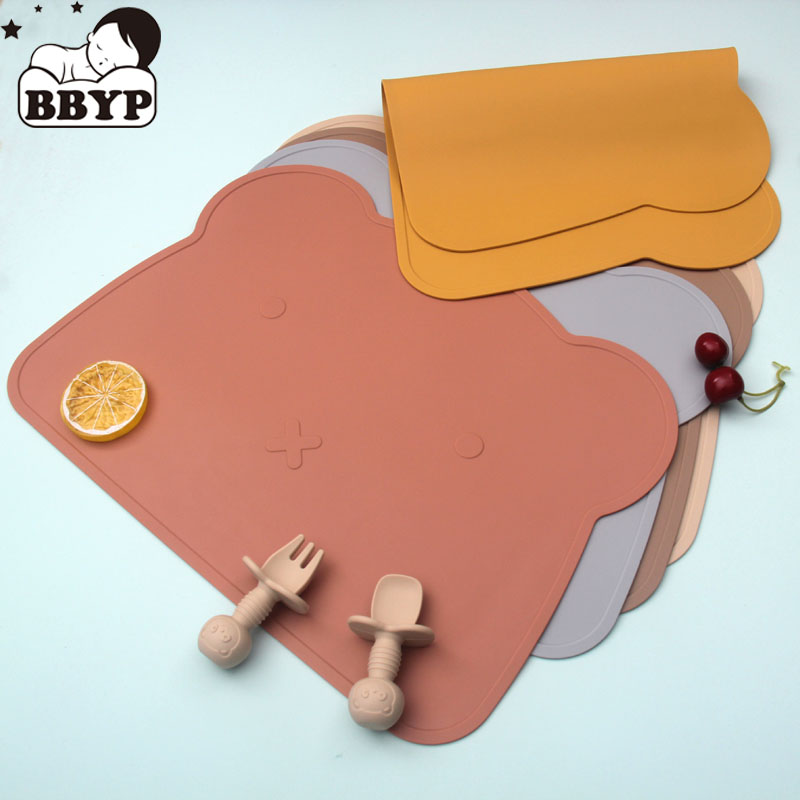 Kitchen Gadgets Photo - ซิลิโคนการ์ตูนหมี Placemat เด็กแผ่นซิลิโคนเกรดอาหาร Pad กันน้ําความร้อนฉนวนกันความร้อน Gadget